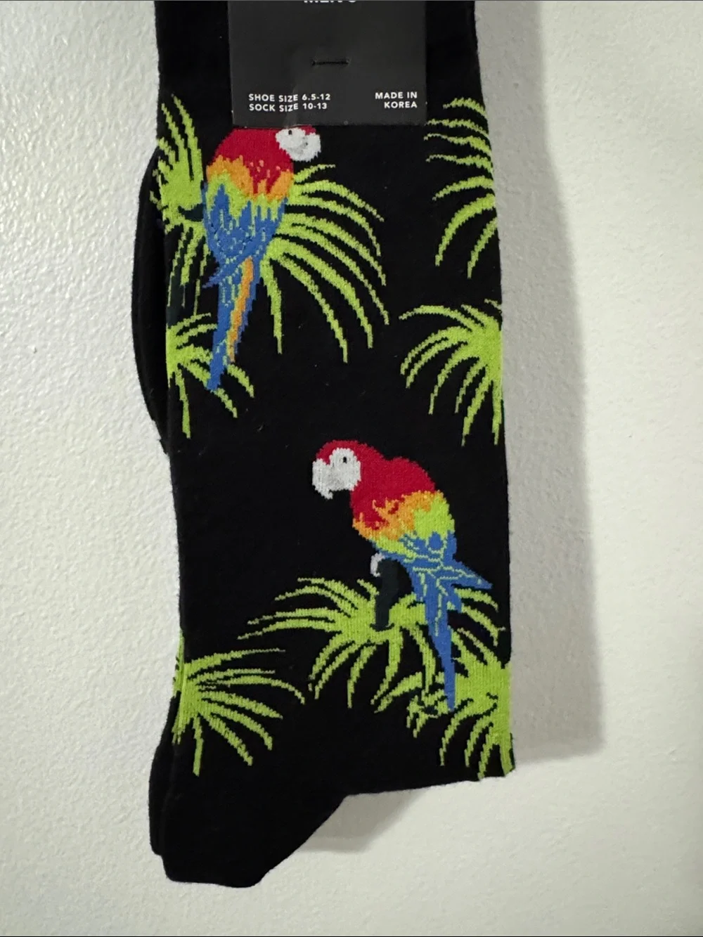K. Bell Men’s Black Socks Size 10-13 with Colorful Parrot Print NWT